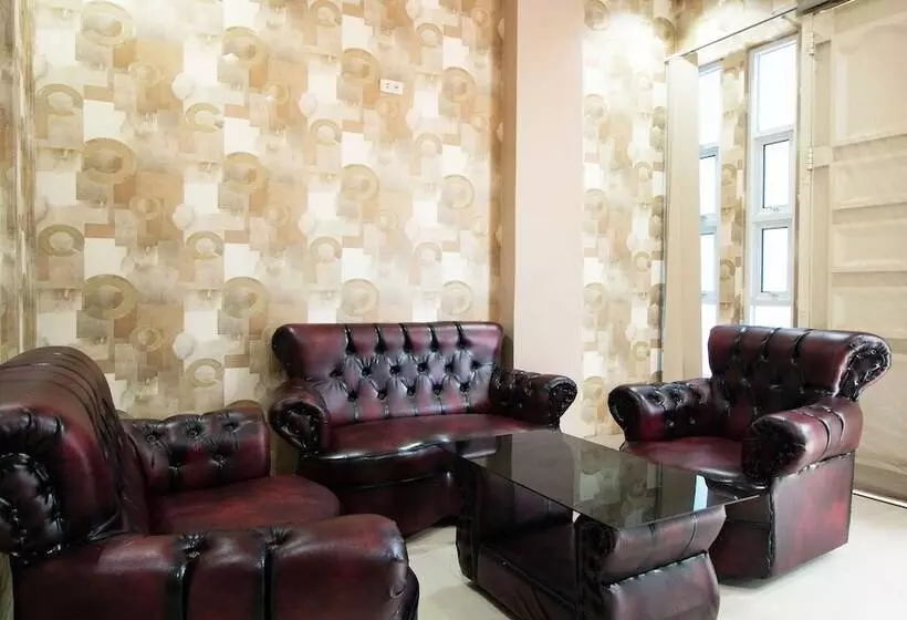 Hotelli Oyo 716 Iciw Iciw Exclusive Homestay