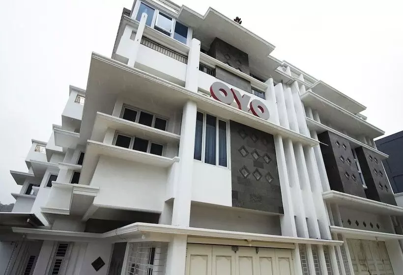 Hotelli Oyo 716 Iciw Iciw Exclusive Homestay