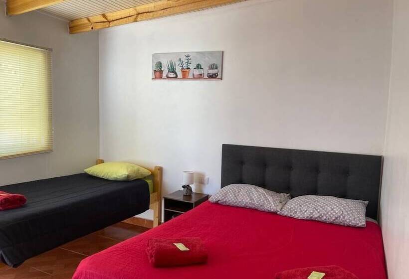 پانسیون Hostal Sairi