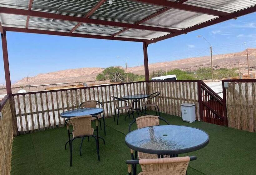 پانسیون Hostal Sairi