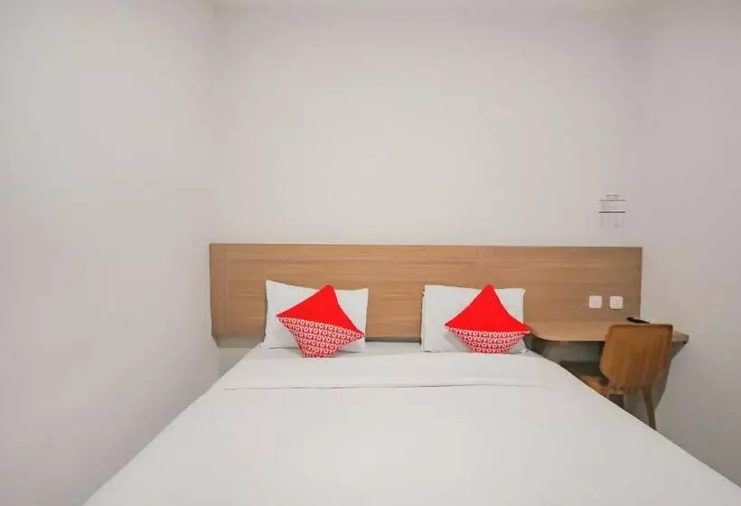 ホテル Oyo 623 Mmtc Residence