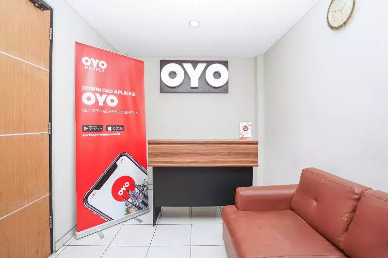ホテル Oyo 748 R15