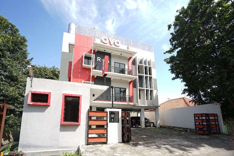 Hotel Oyo 748 R15