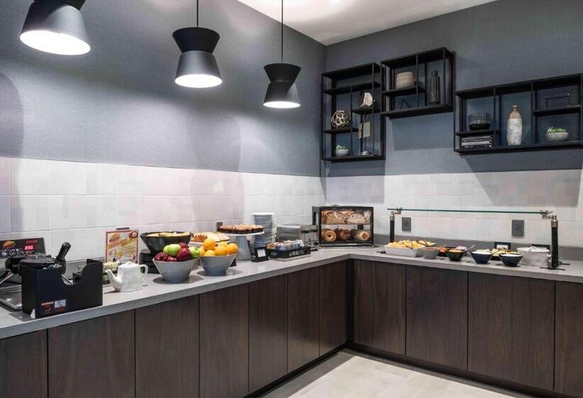 호텔 Staybridge Suites   Quincy, An Ihg