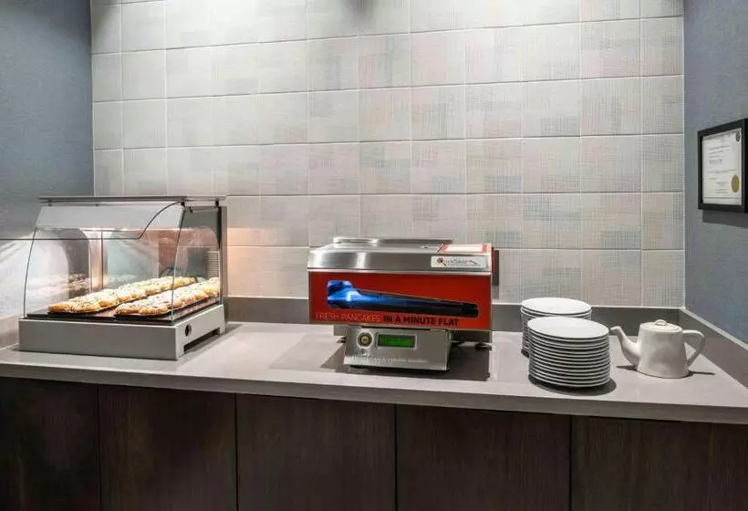 ホテル Staybridge Suites   Quincy, An Ihg