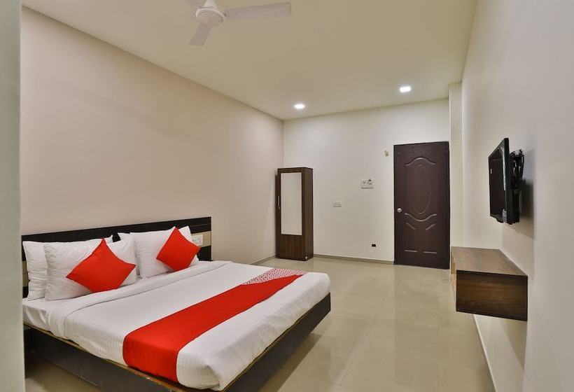 Oyo Flagship 30791 Hotel Shagun