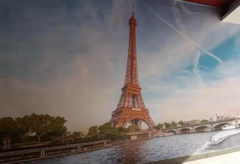 ホテル Eiffel