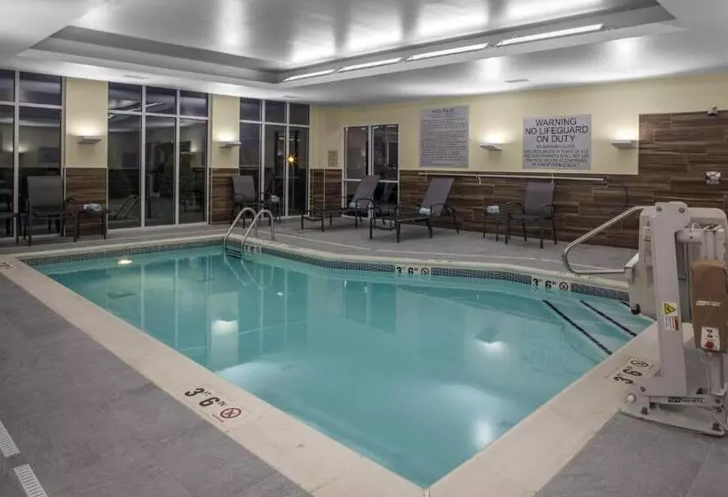 Hotelli Fairfield Inn & Suites By Marriott Indianapolis Greenfield