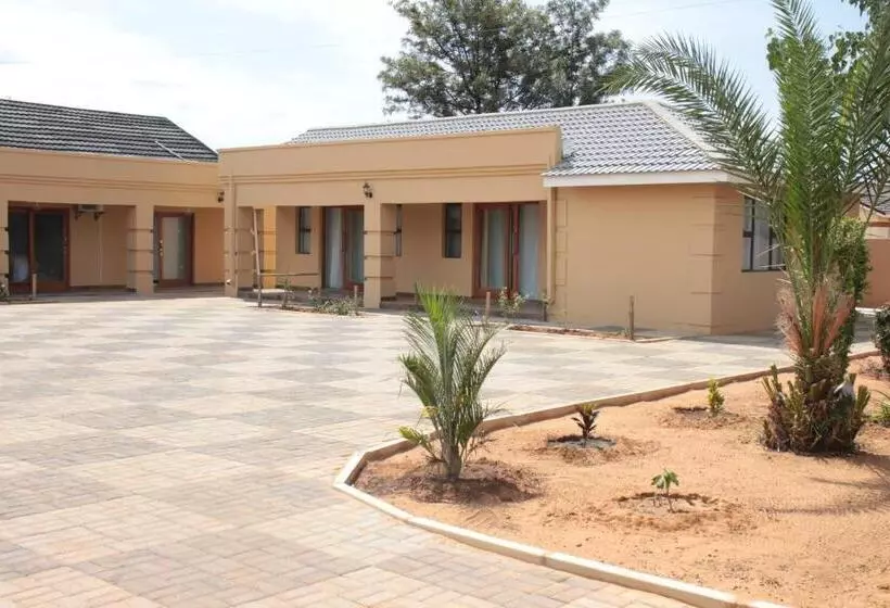 پانسیون Double L Guest Lodge Palapye