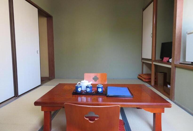 Рёкан Hakone Miyanoshita Myojokan