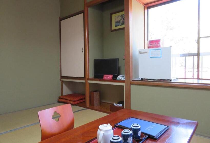 Рёкан Hakone Miyanoshita Myojokan