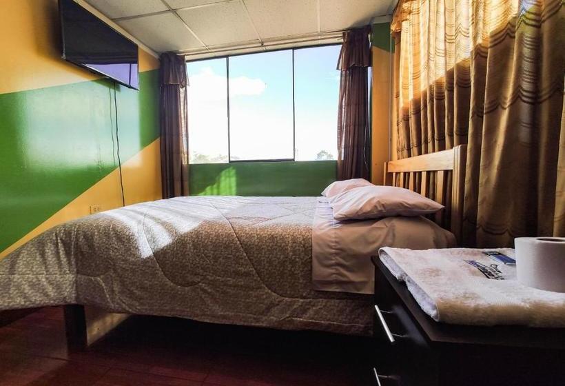 هتل Hospedaje Manchego S