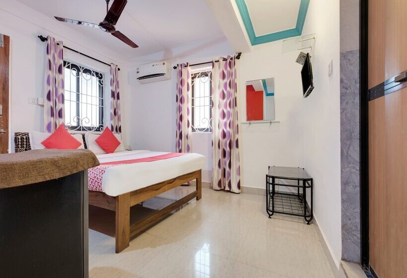 Hotel Oyo 3400 Waves 18
