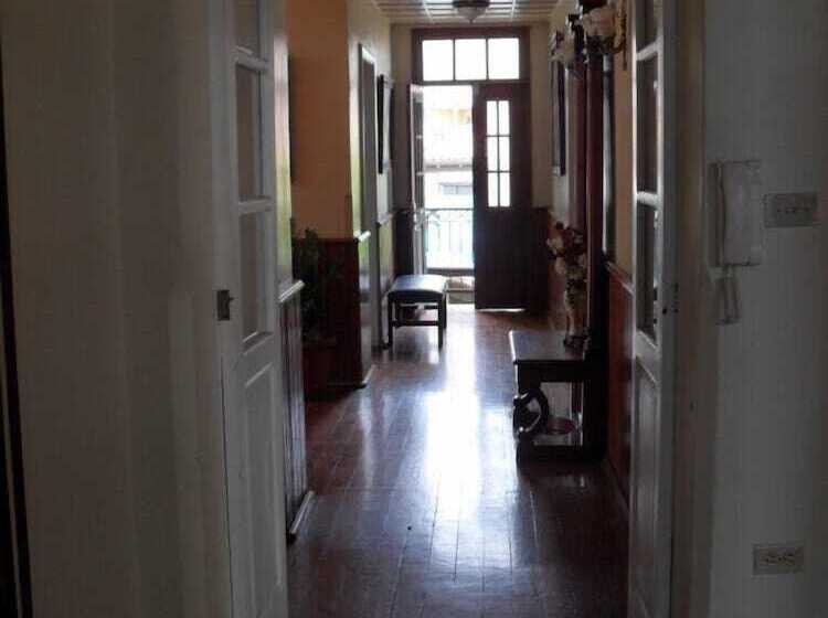 Panzió Hostal Volunteer House