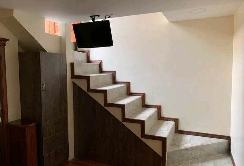 Panzió Hostal Volunteer House