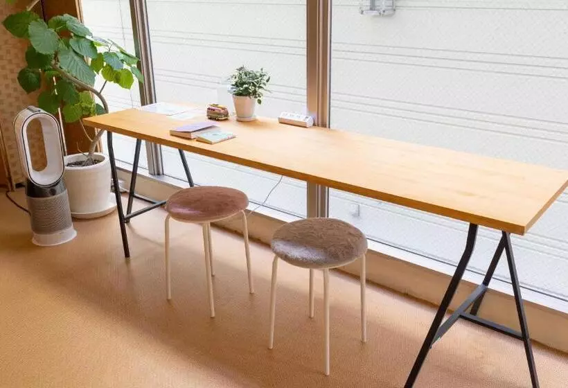 Majatalo Million Pointz