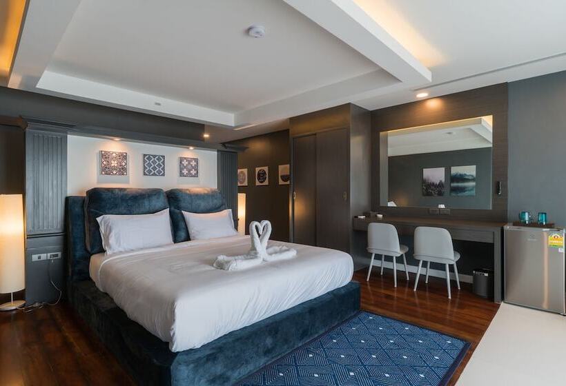 פנסיון Sea Room S At Patong