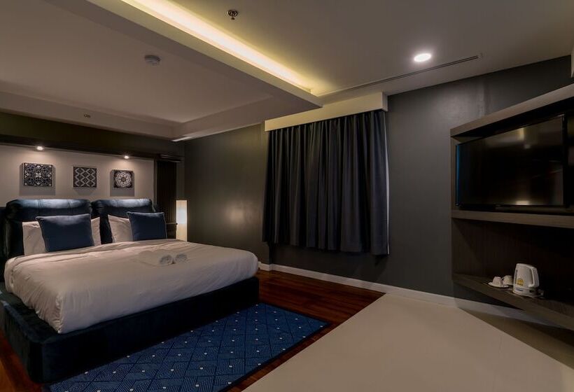 פנסיון Sea Room S At Patong