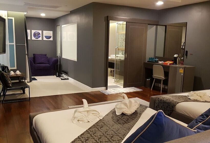 פנסיון Sea Room S At Patong