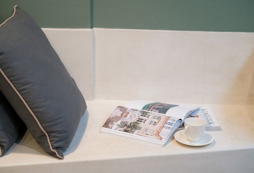 פנסיון Sea Room S At Patong