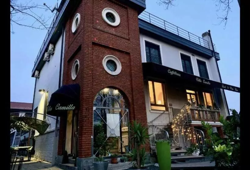تختخواب و صبحانه Villa Camilla Milano