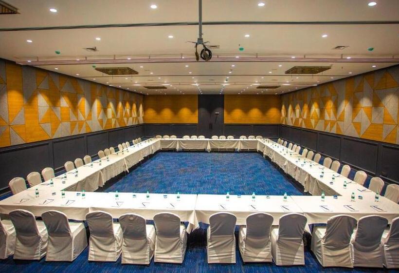 Citadel Hotel By Vinnca