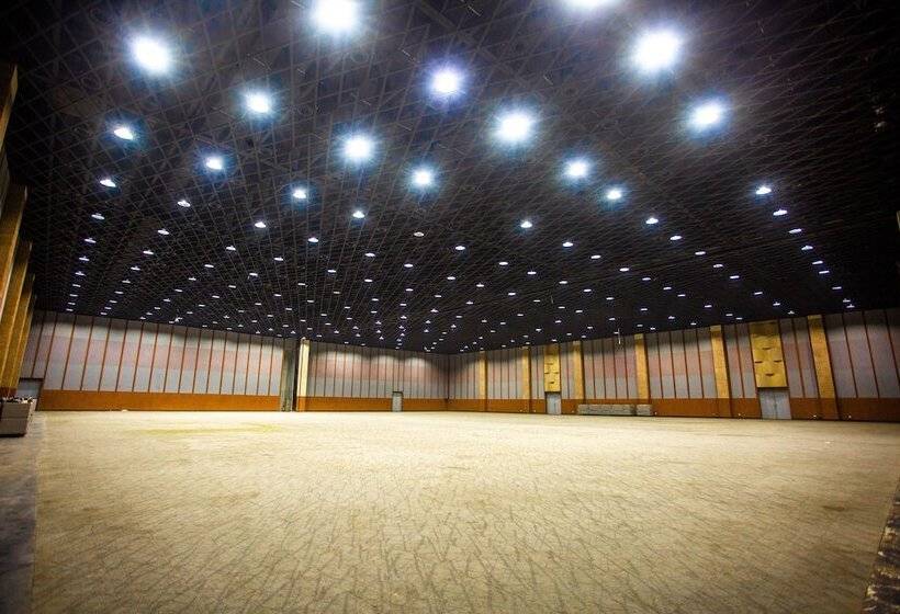 Citadel Hotel By Vinnca