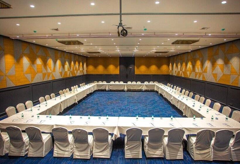 Citadel Hotel By Vinnca