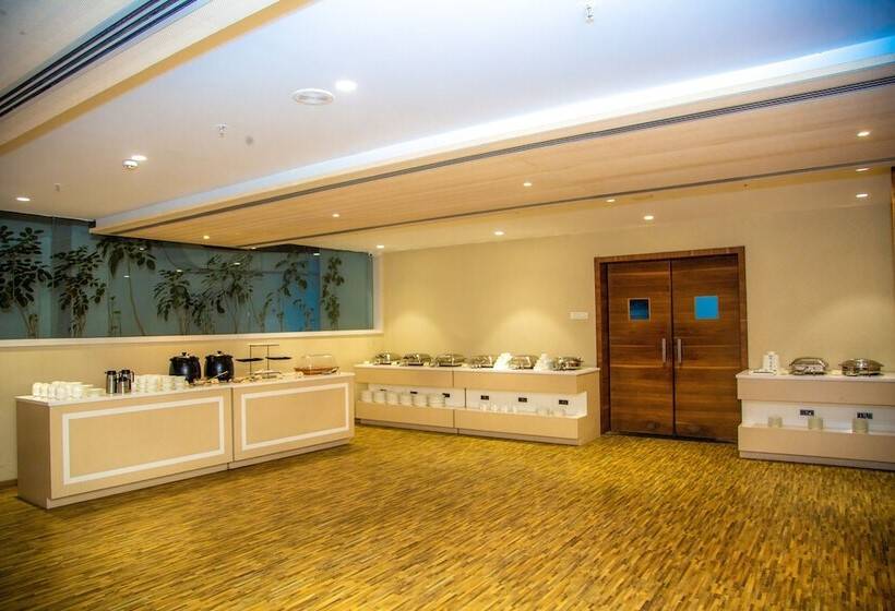 Citadel Hotel By Vinnca