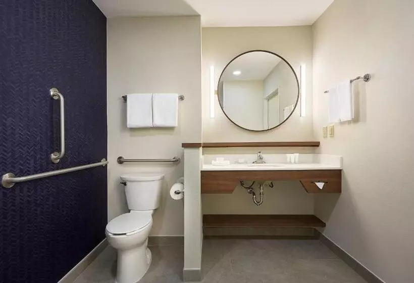 Hotelli Fairfield Inn & Suites Silao Guanajuato Airport