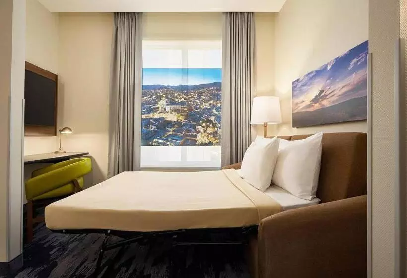 Hotelli Fairfield Inn & Suites Silao Guanajuato Airport