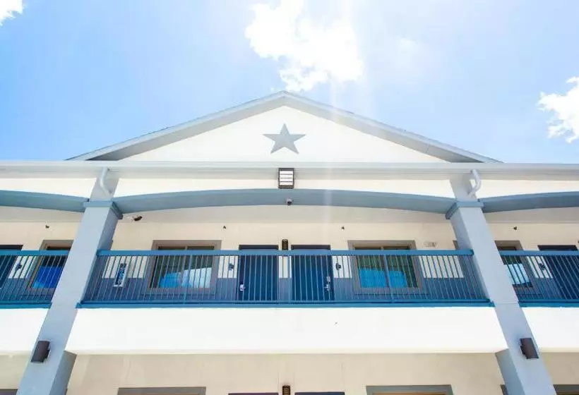 Hotelli Palace Inn  Louetta