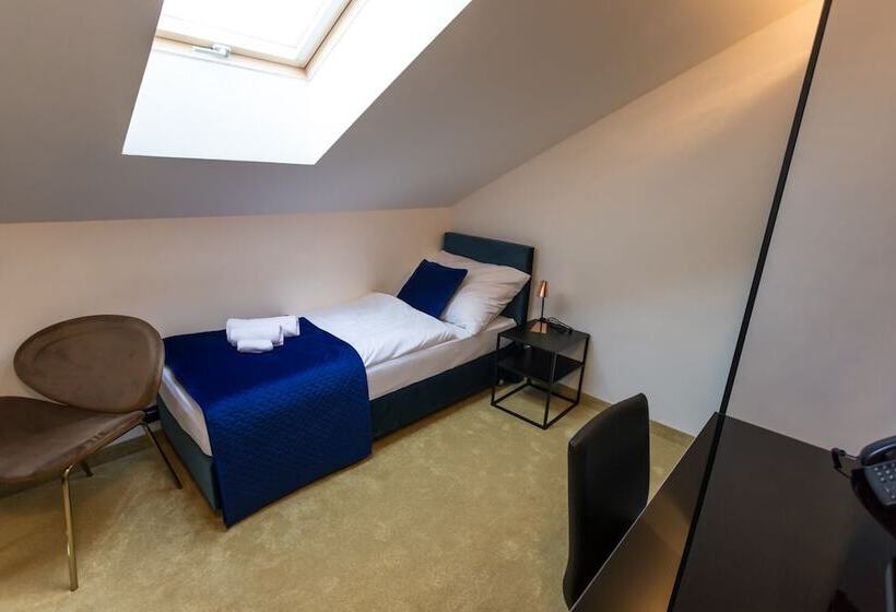 Apart Hotel Golden Apartments