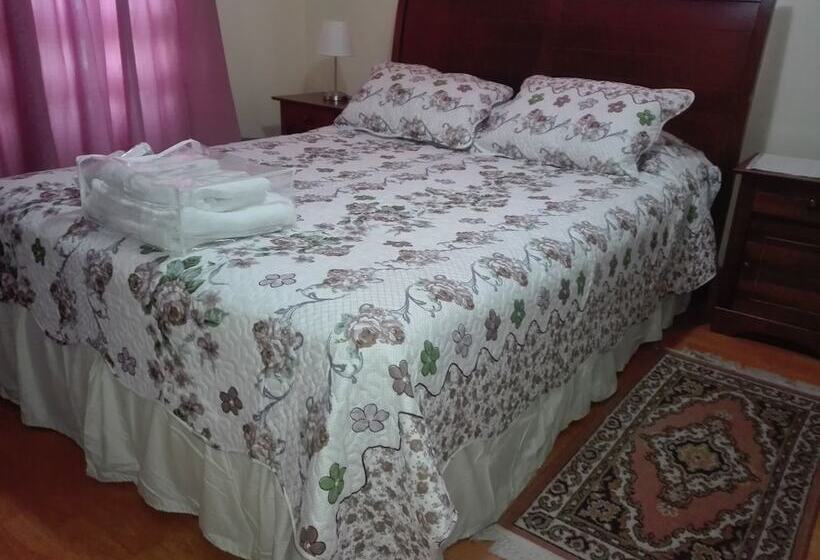 تختخواب و صبحانه La Ruta Del Jazz