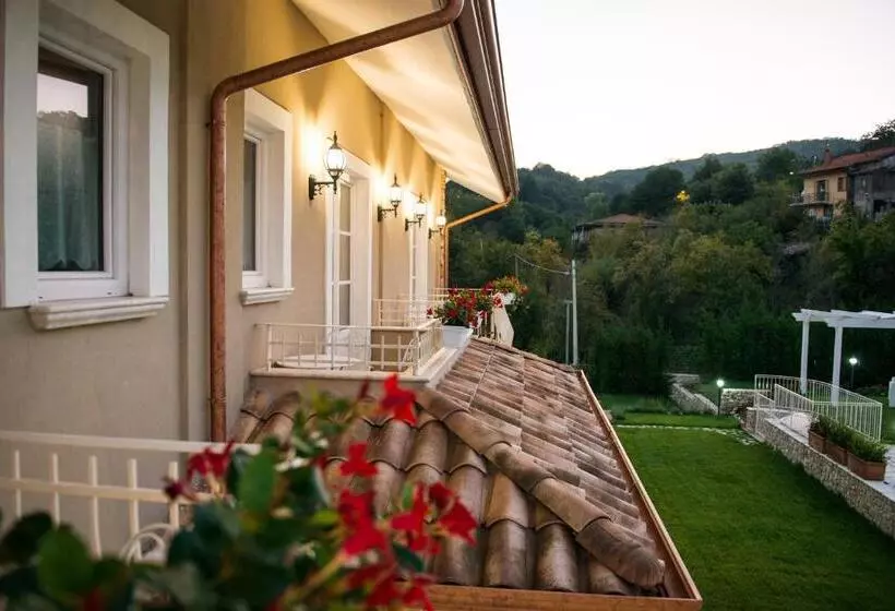 Aamiaismajoitus (B&B) Maralè