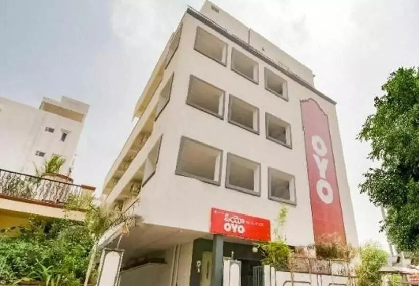 هتل Oyo 22450 Akshaya Palace