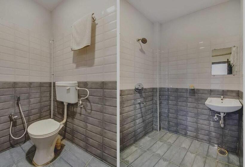 هتل Oyo 22450 Akshaya Palace