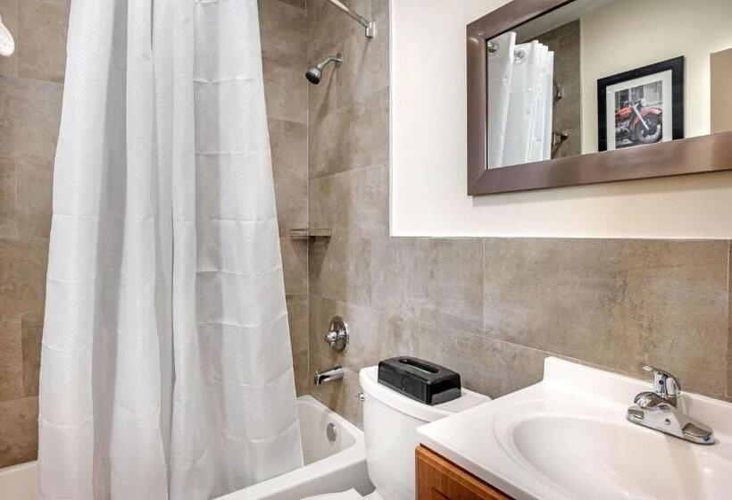 فندق Rodeway Inn Near Hollywood Beach