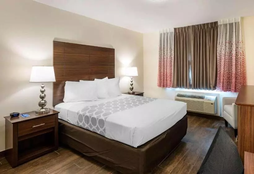 Hotelli Rodeway Inn Near Hollywood Beach