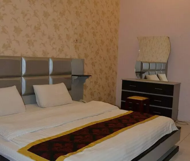 ホテル Wanasah For Furnished Apartments