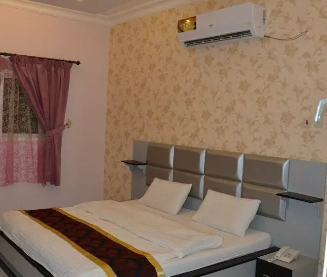 ホテル Wanasah For Furnished Apartments