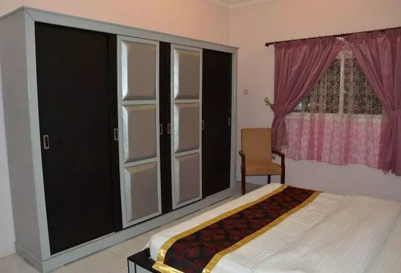 ホテル Wanasah For Furnished Apartments