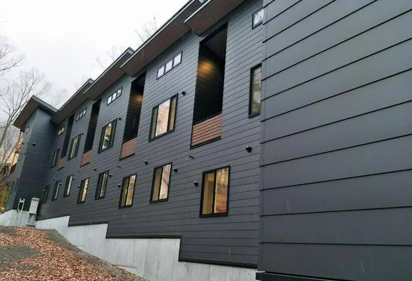 The Seasons Apartments Hakuba