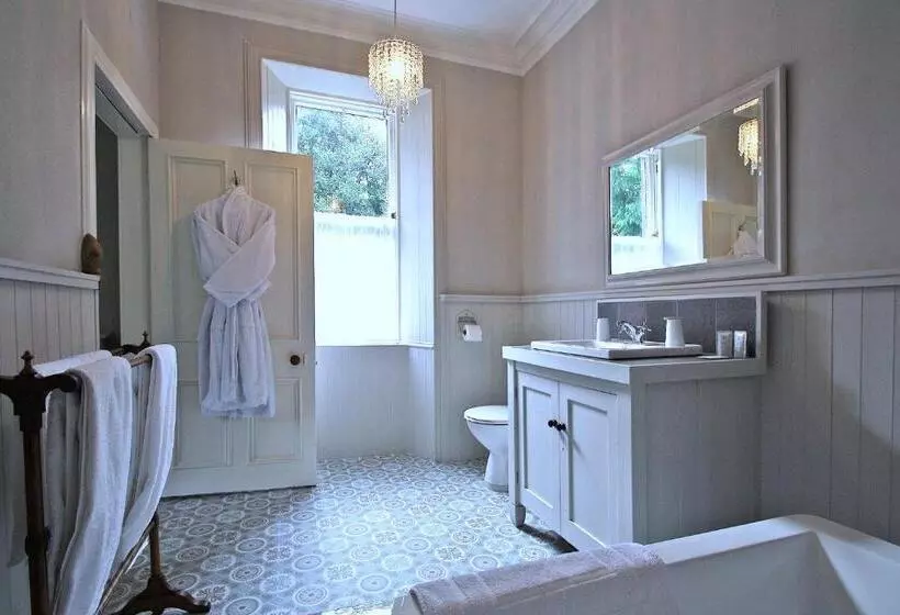 Aamiaismajoitus (B&B) Isla Bank House