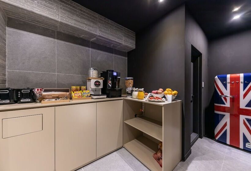 Brown Dot Hotel Seong Seo