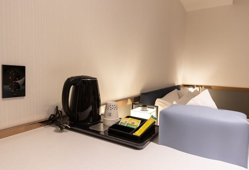 Brown Dot Hotel Seong Seo