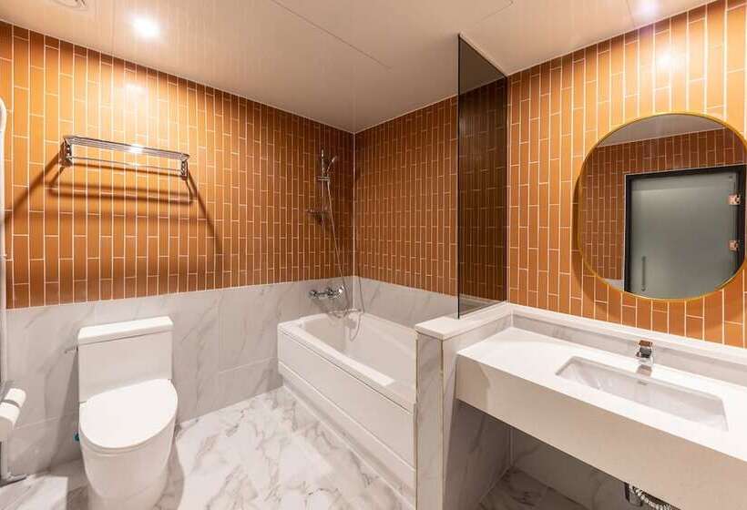 Brown Dot Hotel Seong Seo