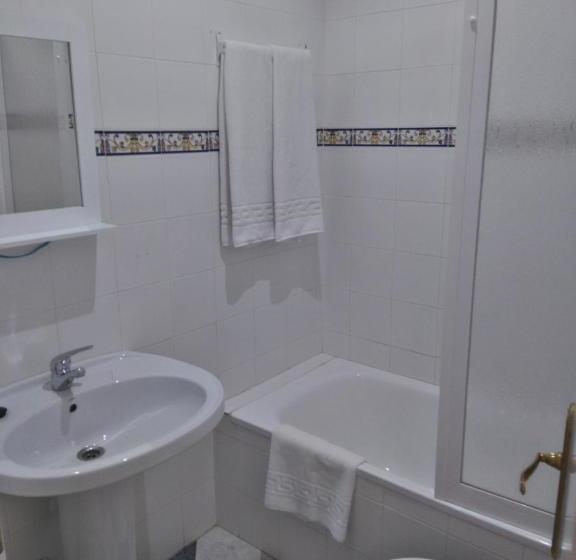 Пансион Hostal Sierra De Tentudía