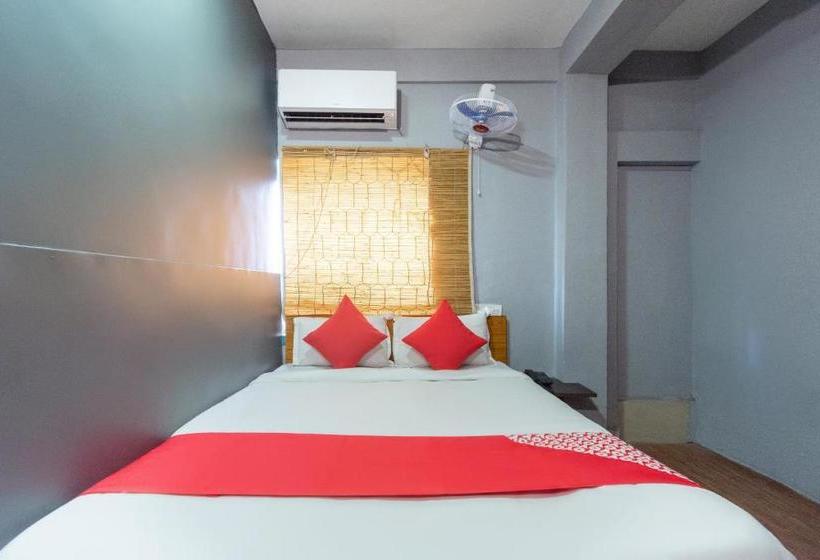 Hotel Oyo 28462 Srj Inn