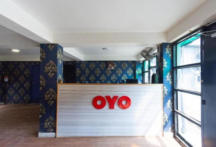 Hotel Oyo 28462 Srj Inn